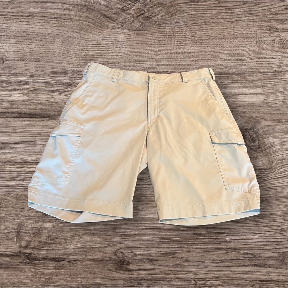 Nike Golf Drifit Men’s Shorts Size 34.